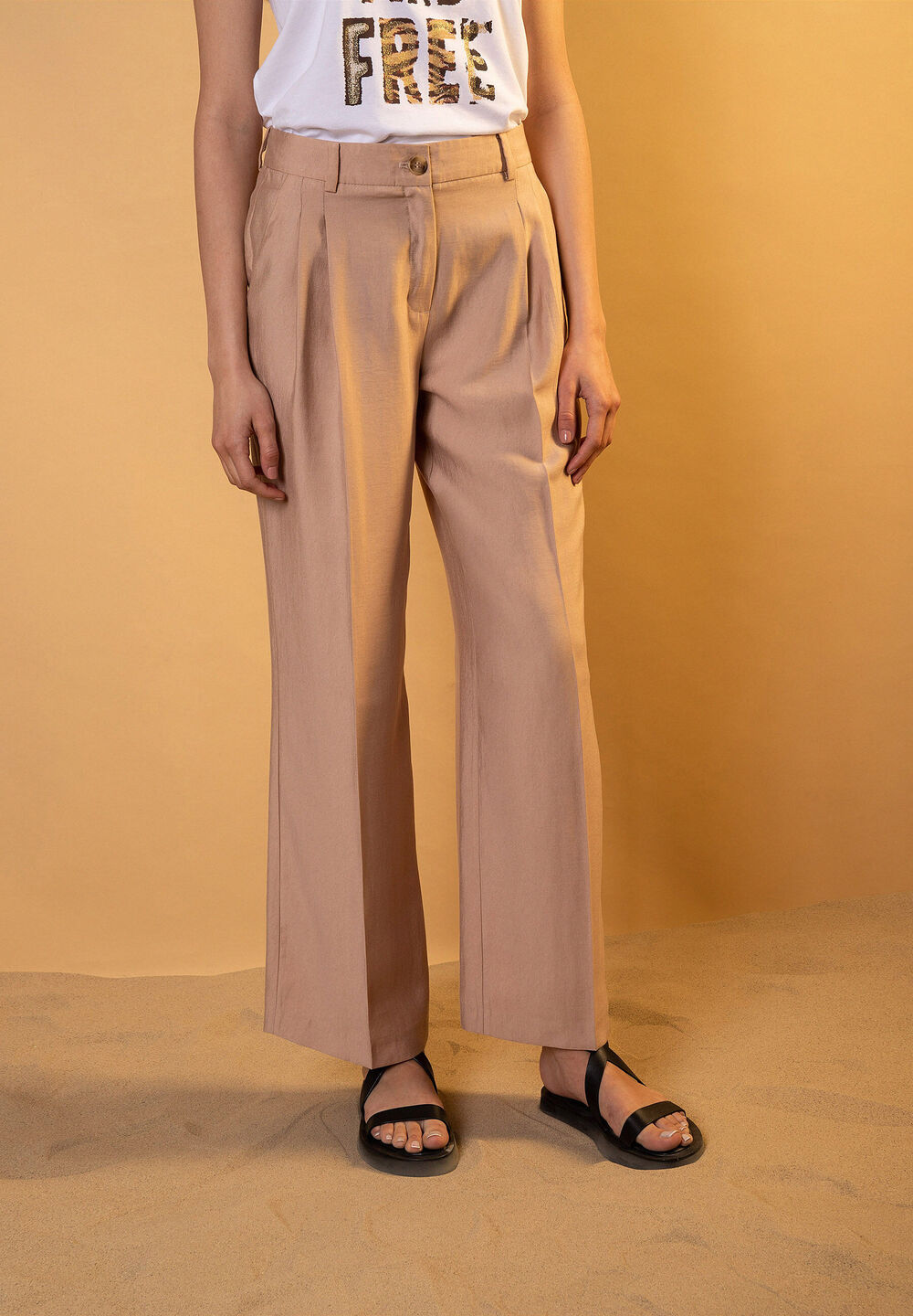 weite Bundfaltenhose, cashmere beige, Sommer-Kollektion, beige Frontansicht